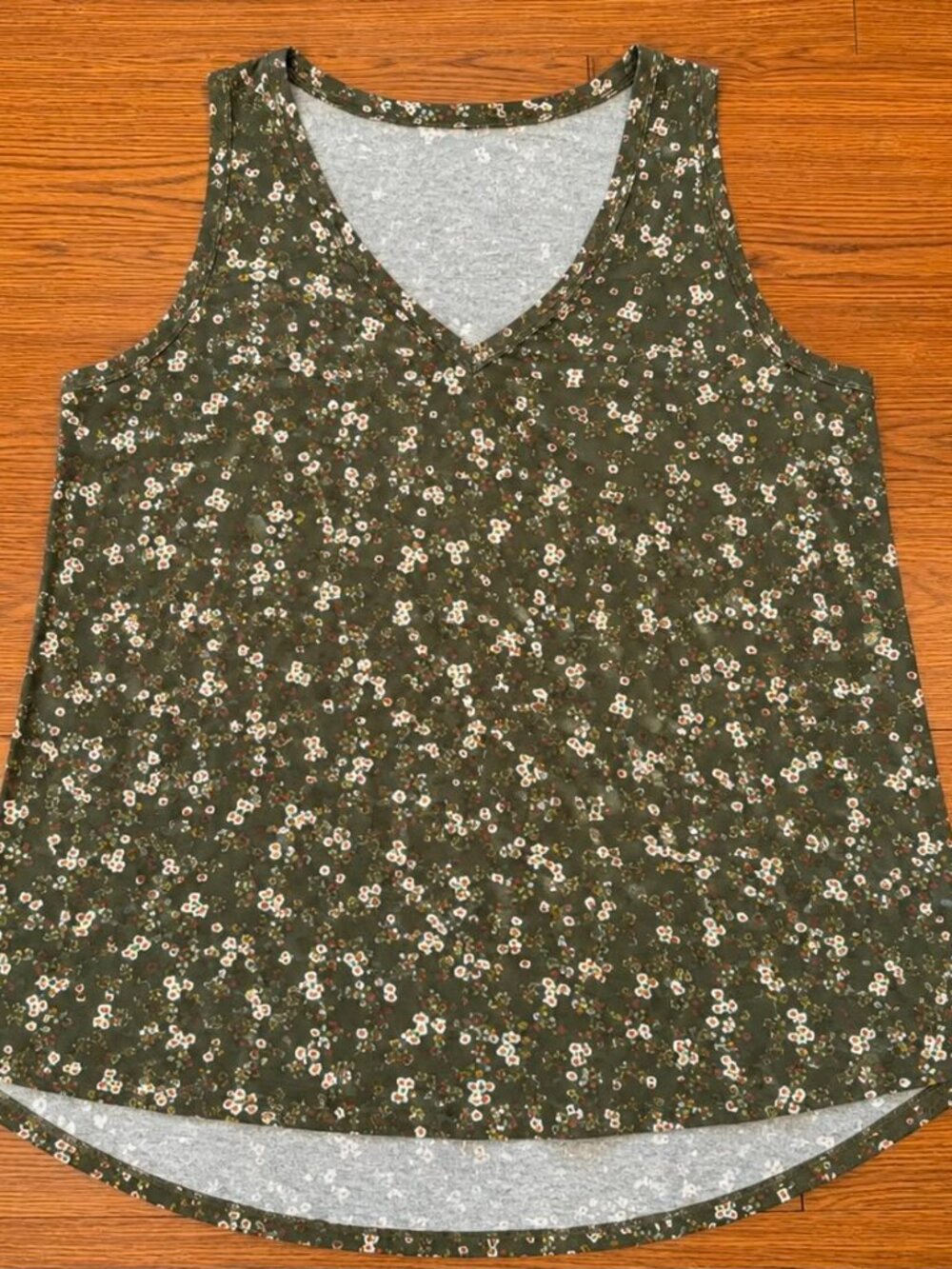 Olive Green Floral Sleeveless Blouse Size 3X